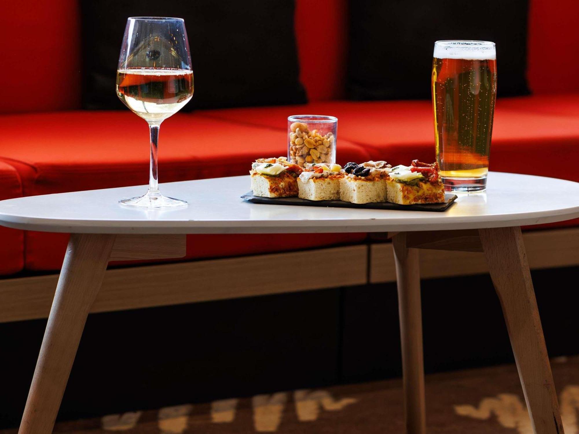 ibis Cannes Mandelieu Eksteriør billede